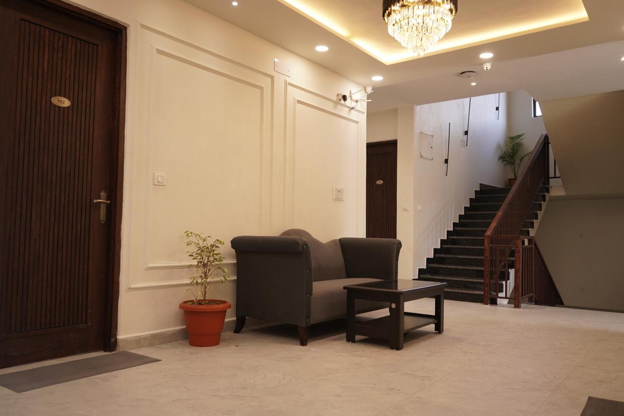 The Grand View Hotel Baijnath Exterior photo