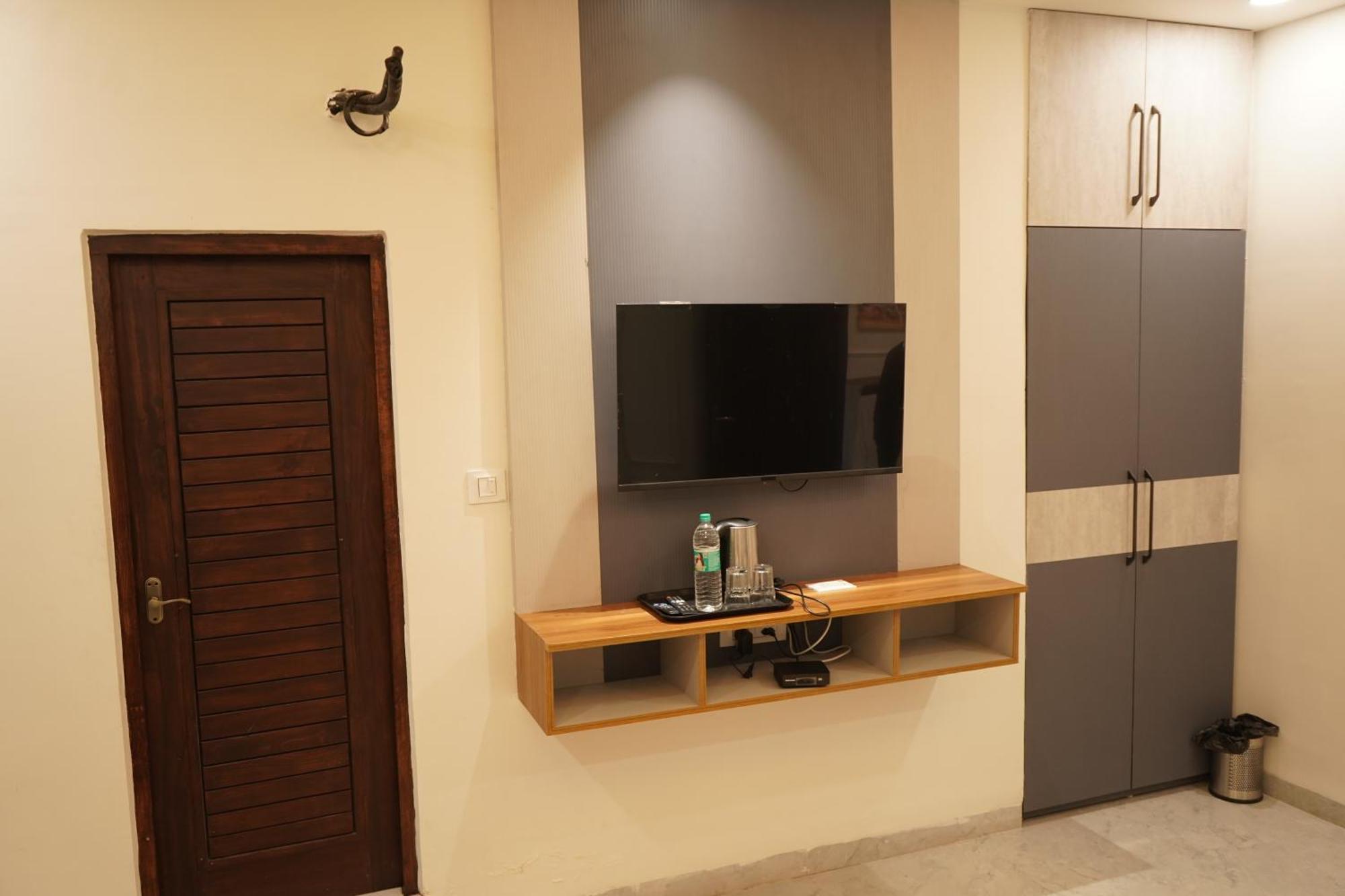 The Grand View Hotel Baijnath Exterior photo